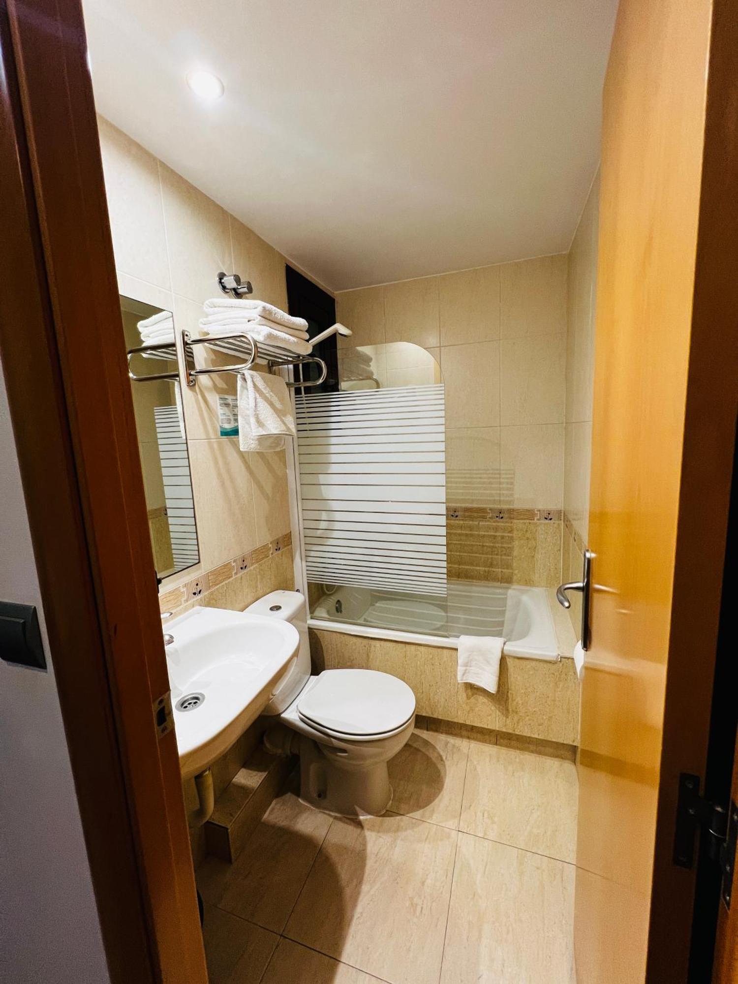 Ciudad Condal - Paseo De Gracia Gasthof 3*