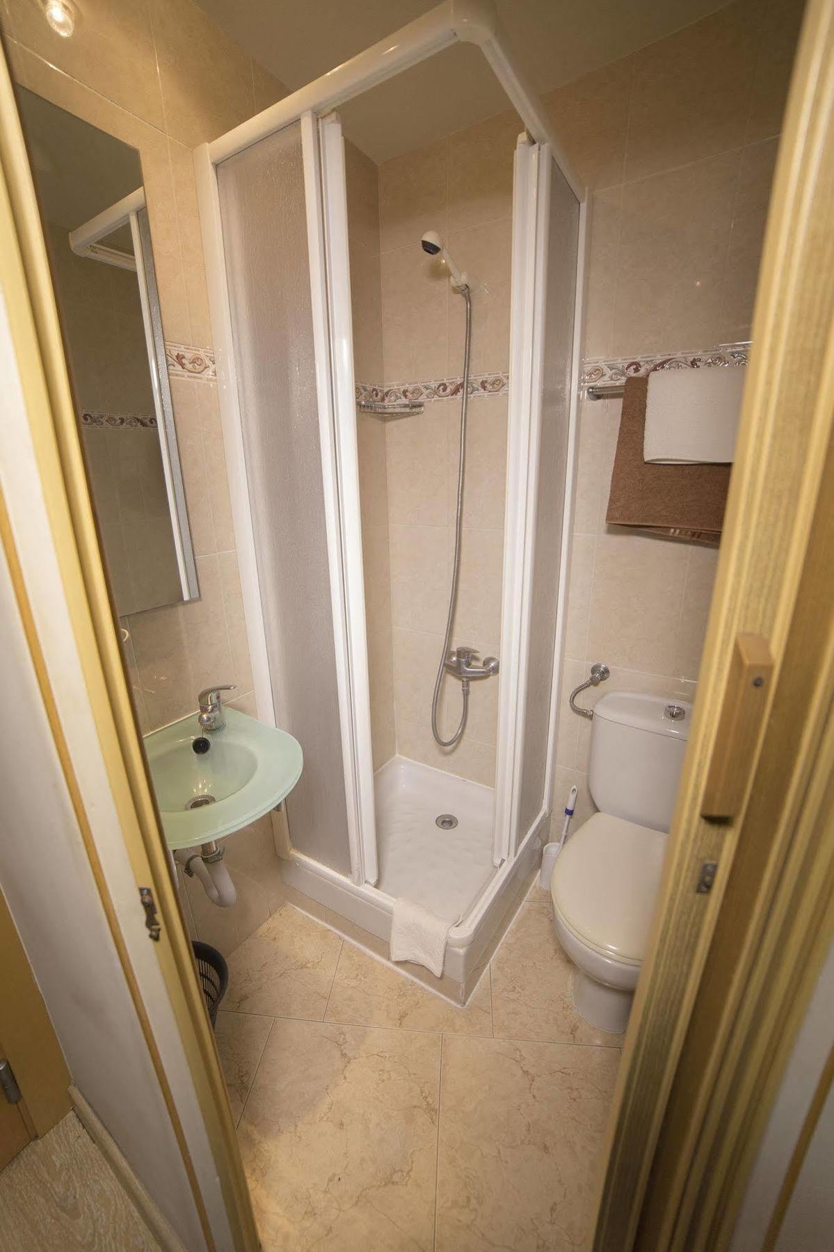 Guest house Ciudad Condal - Paseo De Gracia Barcelona