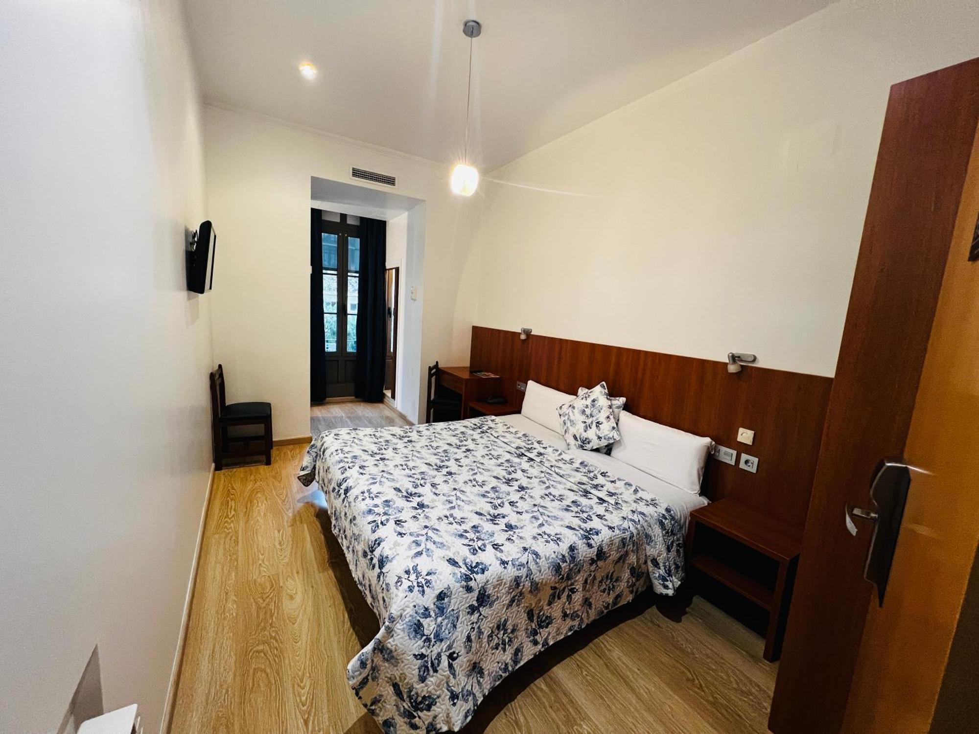 Casa de hóspedes Ciudad Condal - Paseo De Gracia 3*