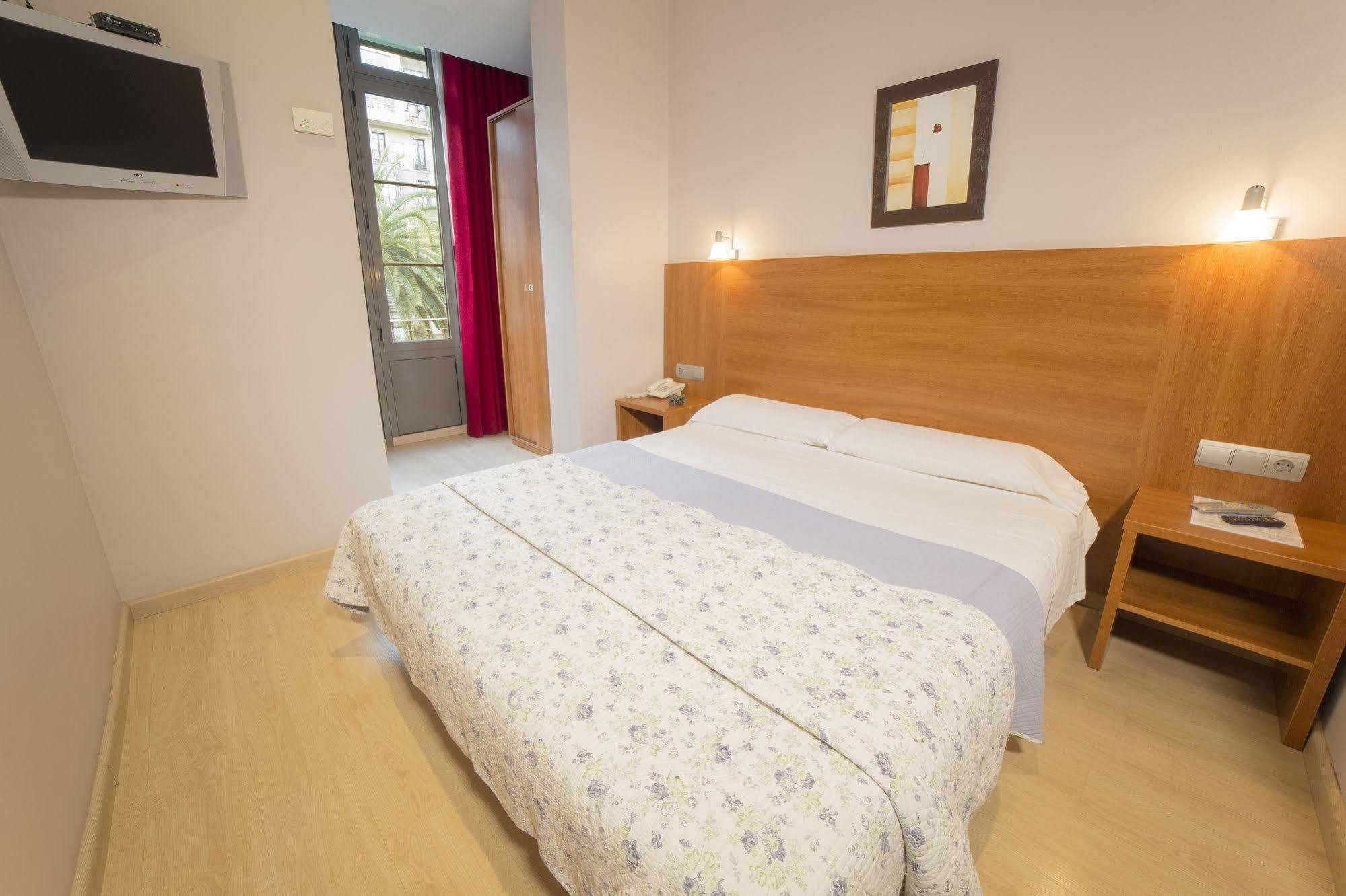 Ciudad Condal - Paseo De Gracia Casa de hóspedes 3*